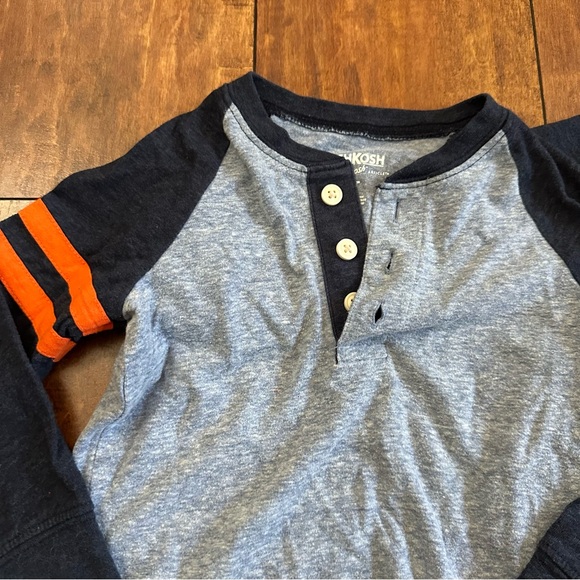 Toddler colorblock Henley, and button-down dress shirt bundle 3T - Picture 5 of 7